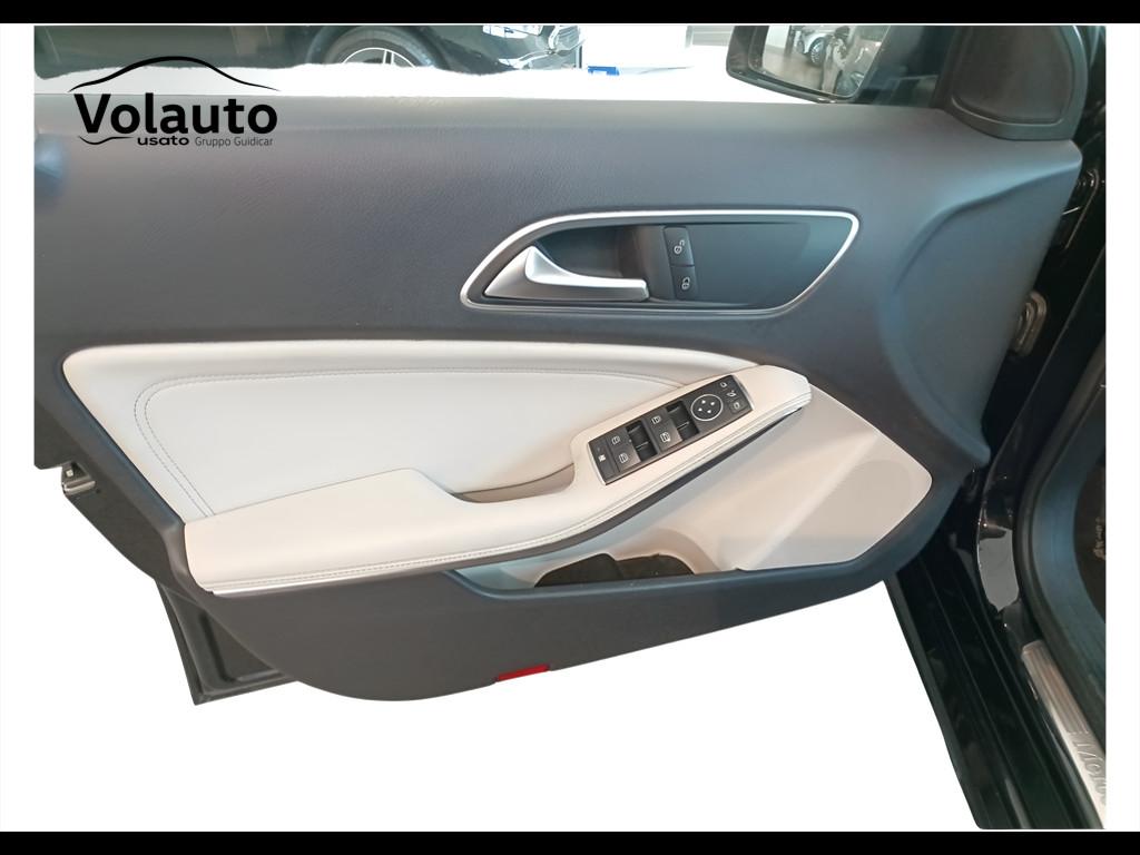 Mercedes-Benz Classe A - W176 - A 180 d Sport my16