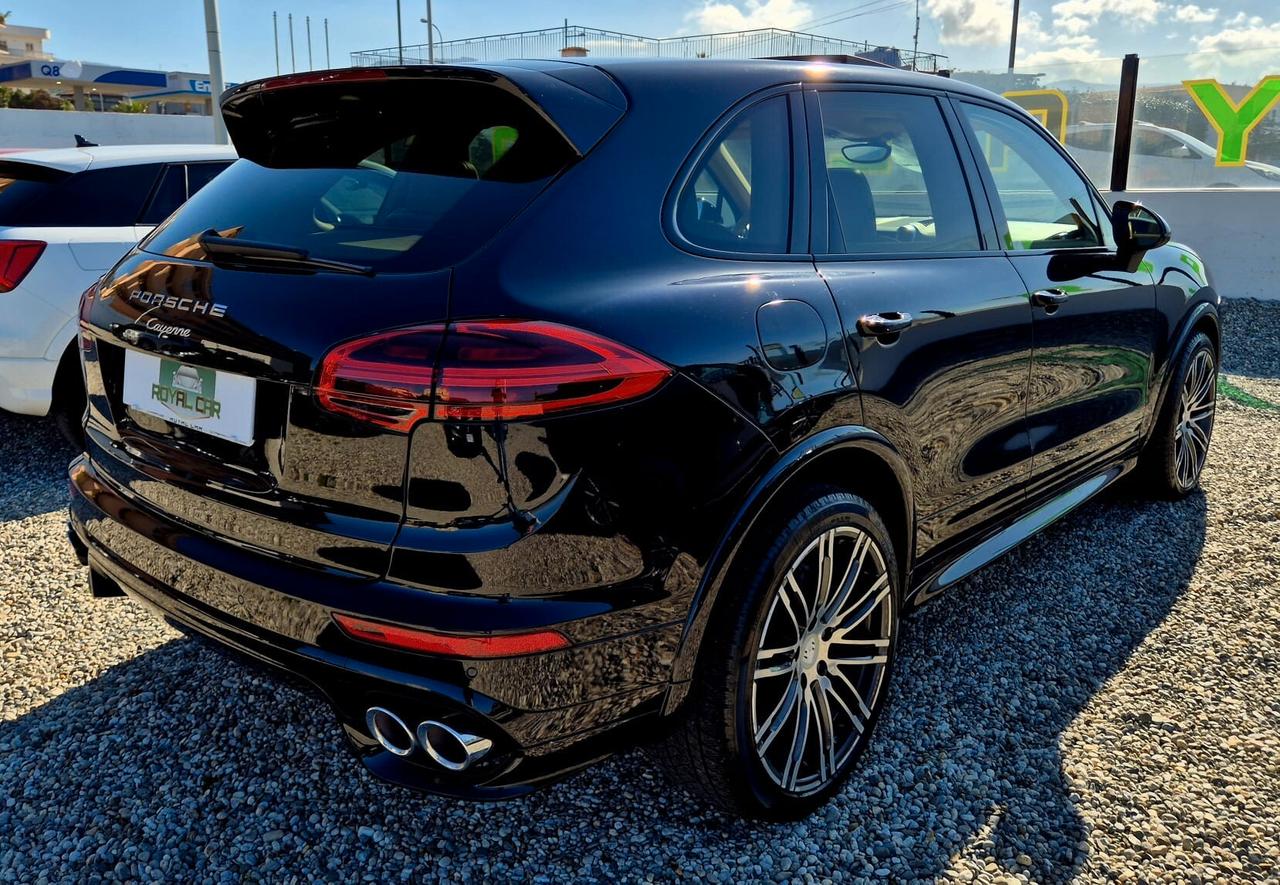 Porsche Cayenne 3.0 Diesel - Tetto apribile