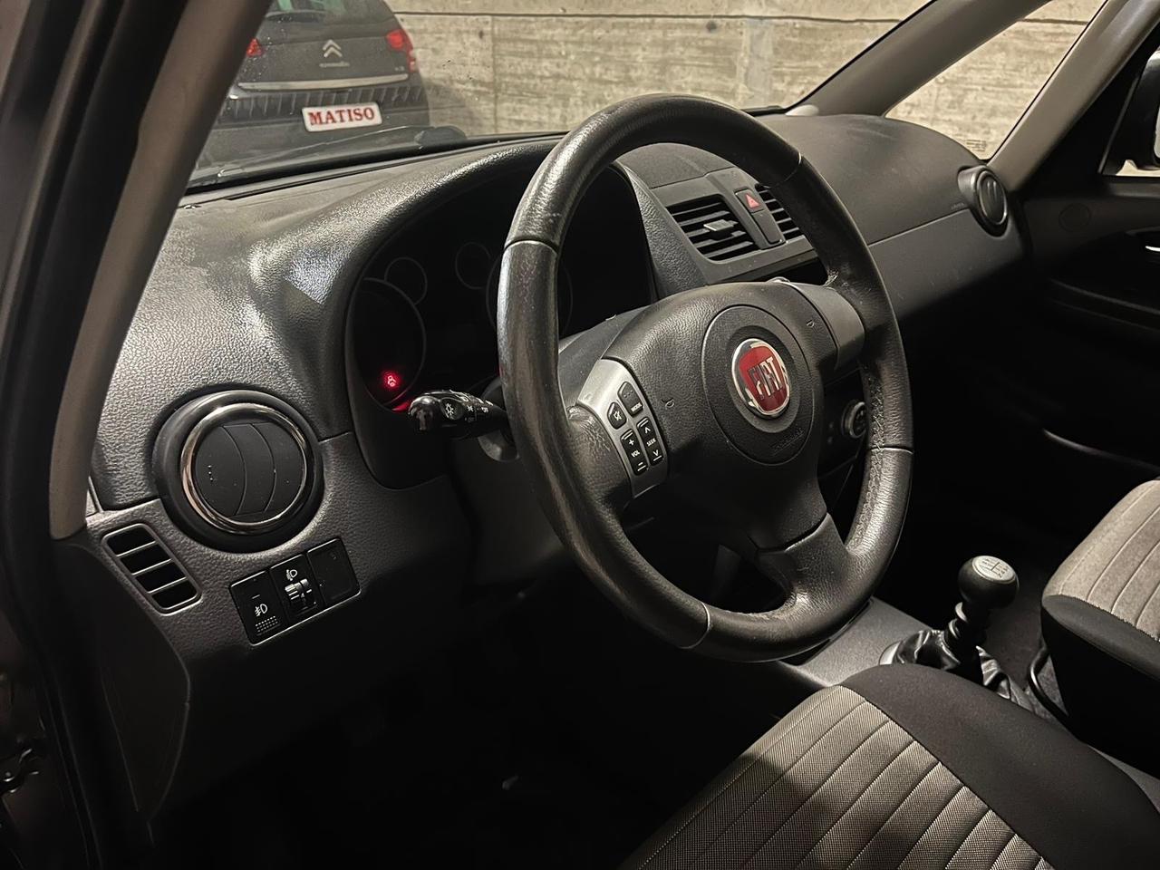 Fiat Sedici 2.0 MJT 16V DPF 4x2 Emotion