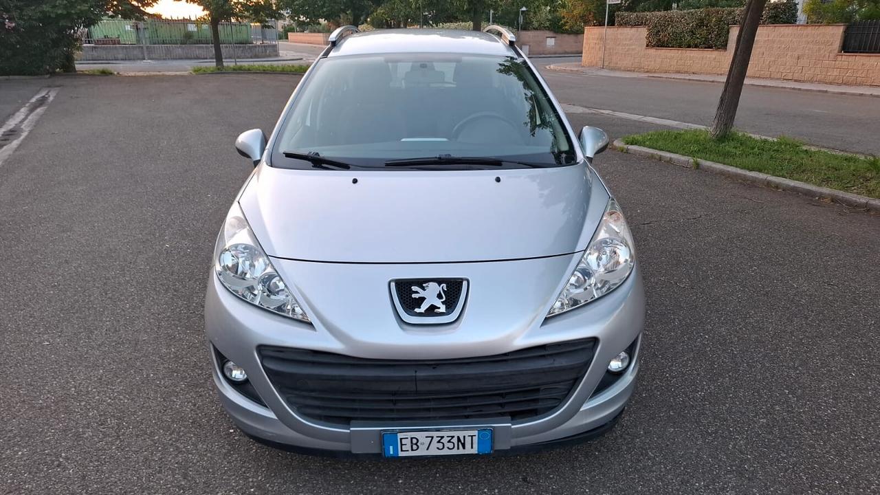 Peugeot 207 1.4 SW SOLAMENTE 65.000 KM