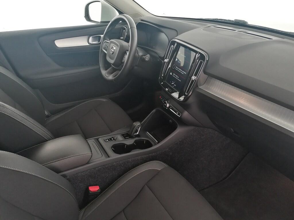 Volvo XC40 2.0 D4 Momentum AWD Geartronic