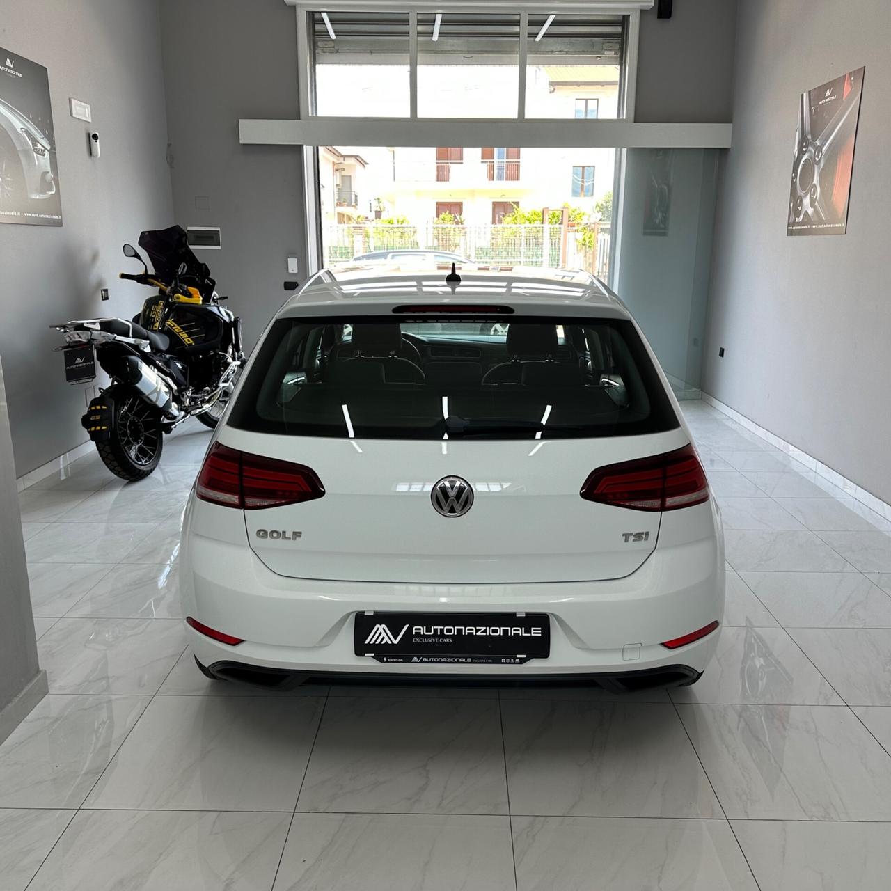 Volkswagen Golf 5p 1.0 tsi Trendline Tech