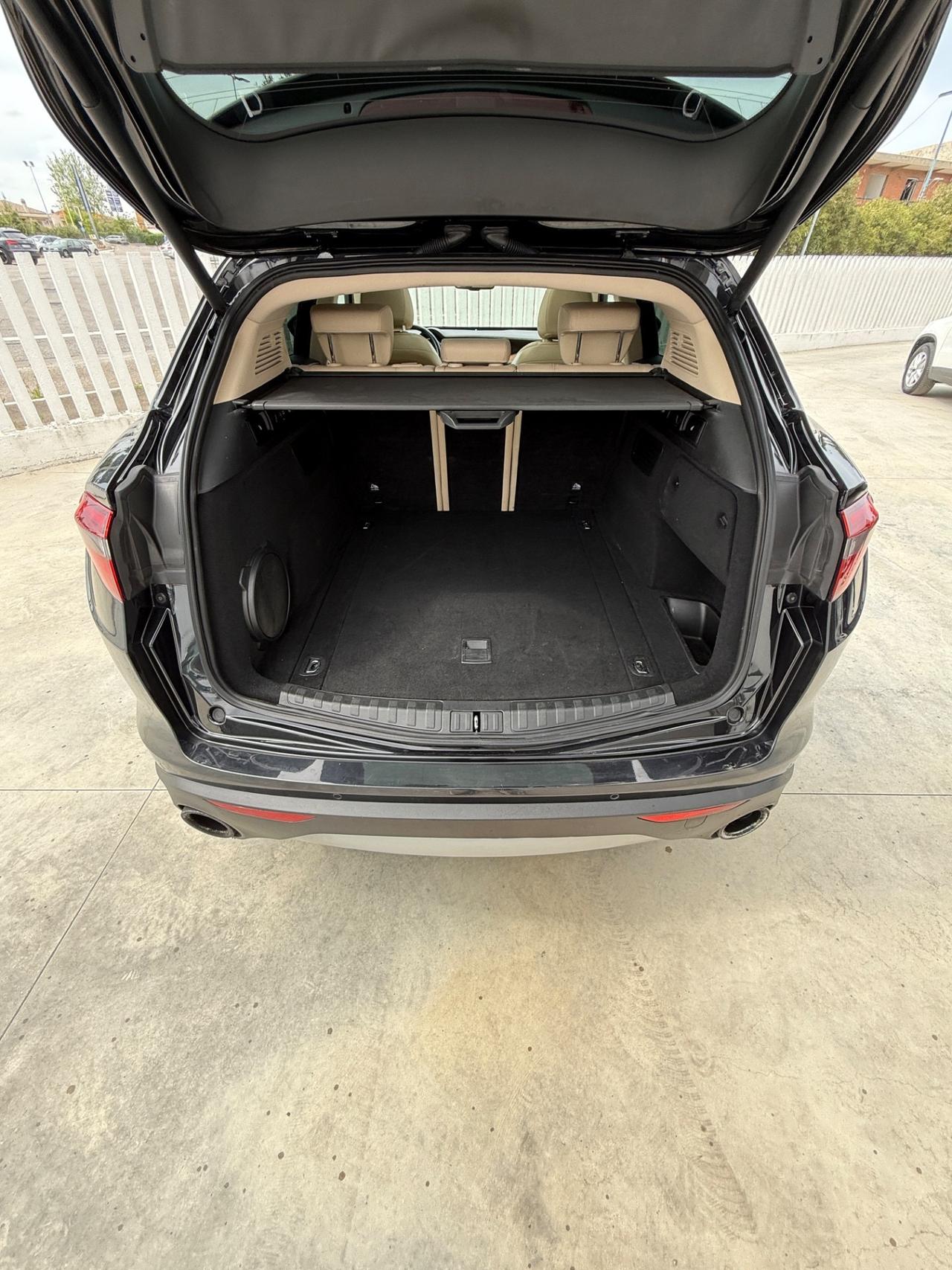 Alfa Romeo Stelvio 2.2 Turbodiesel 210 CV AT8 Q4 Executive