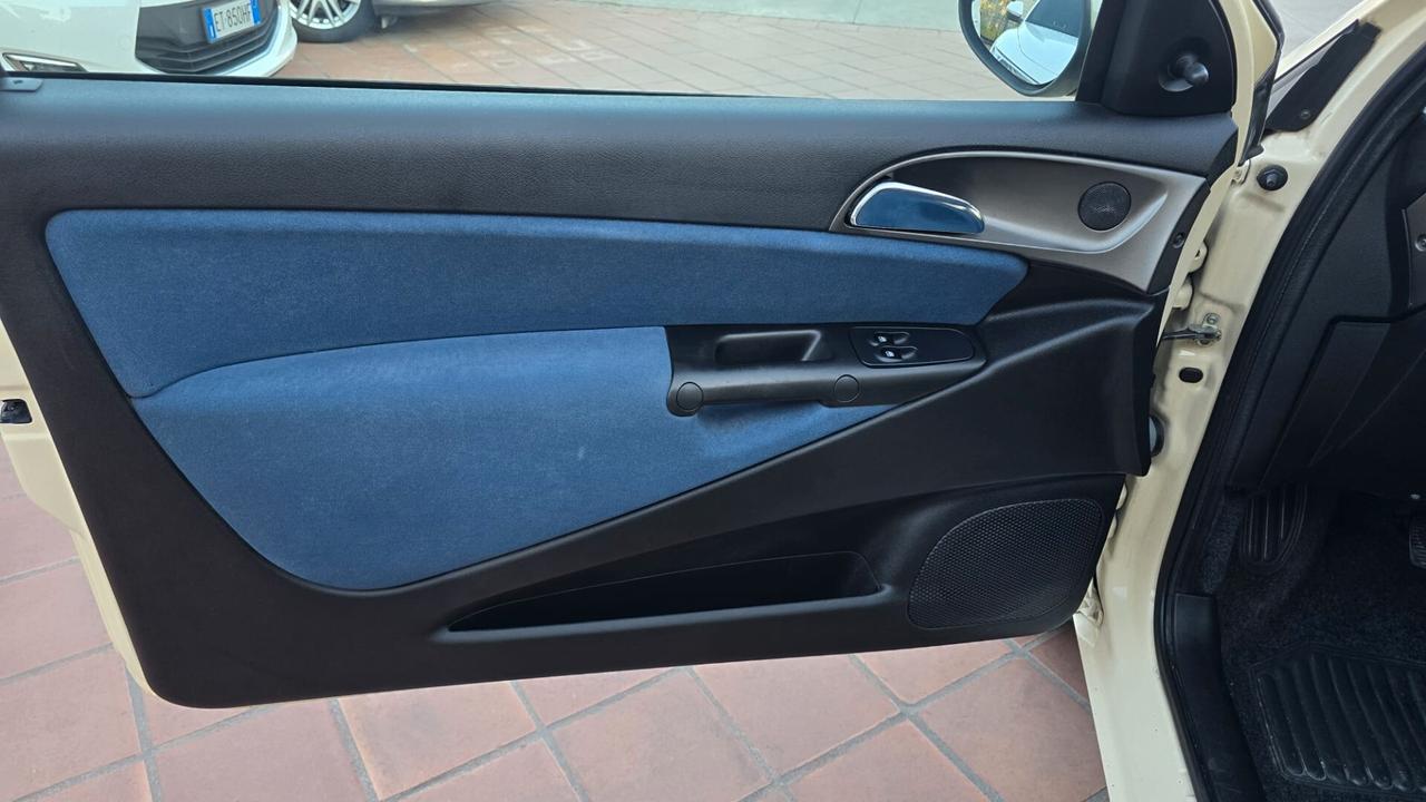 Lancia Ypsilon 1.2 Argento