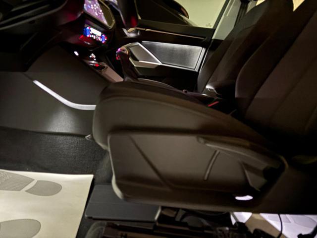 AUDI Q3 35 2.0 TDI 150 cv S tronic Business COCKPIT