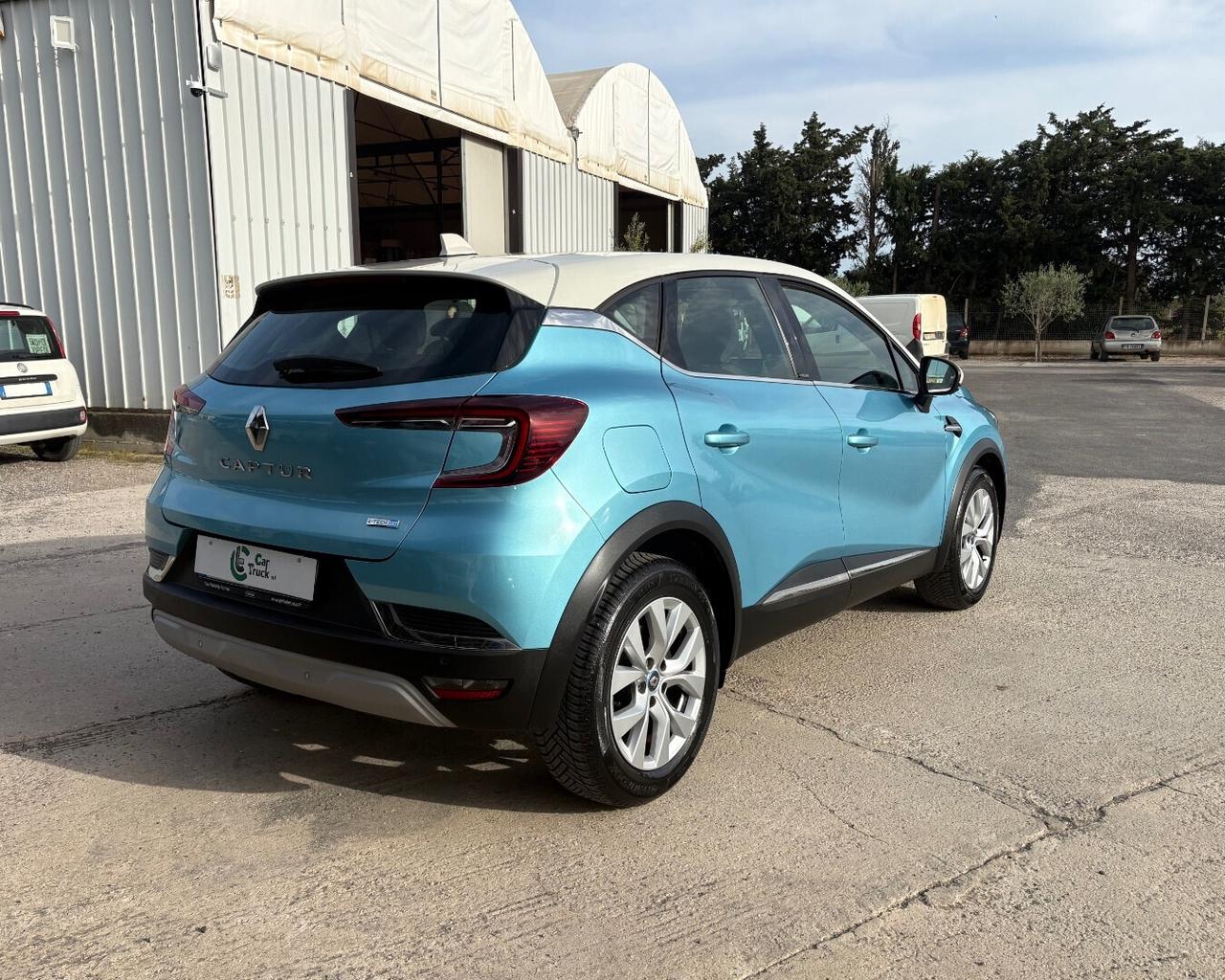 Renault Captur Plug-in Hybrid E-Tech 160 CV Intens