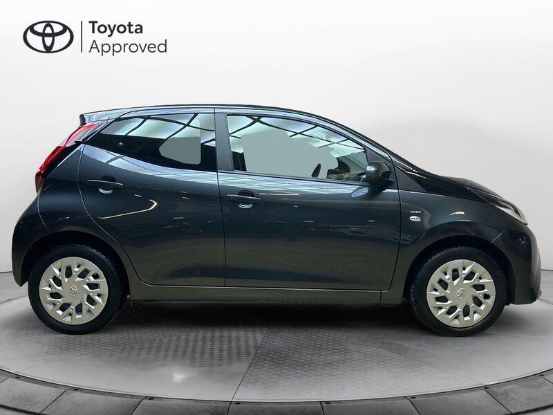 Toyota Aygo 1.0 72 CV x-play