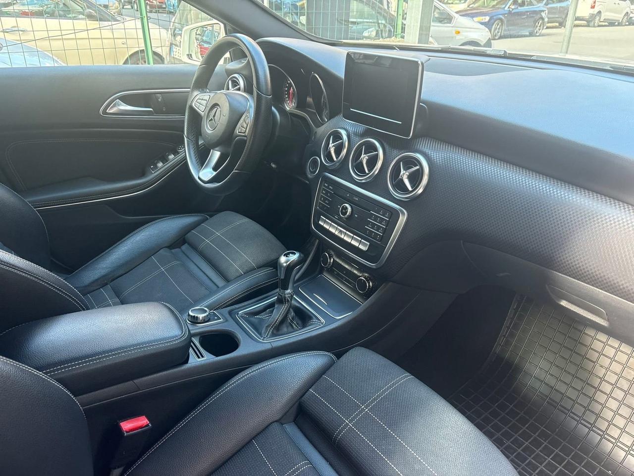 Mercedes-benz A 160 d Premium
