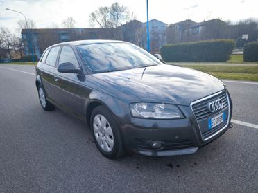 AUDI A3 1,6 TDCI- AMBITION- 90CV- OK NEOPATENTATI