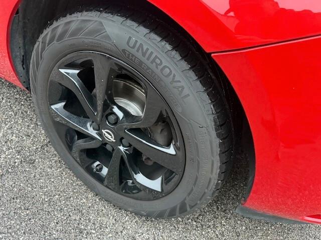 Opel Corsa 1.4 90CV GPL Tech 5 porte b-Color adatta neo-patentati