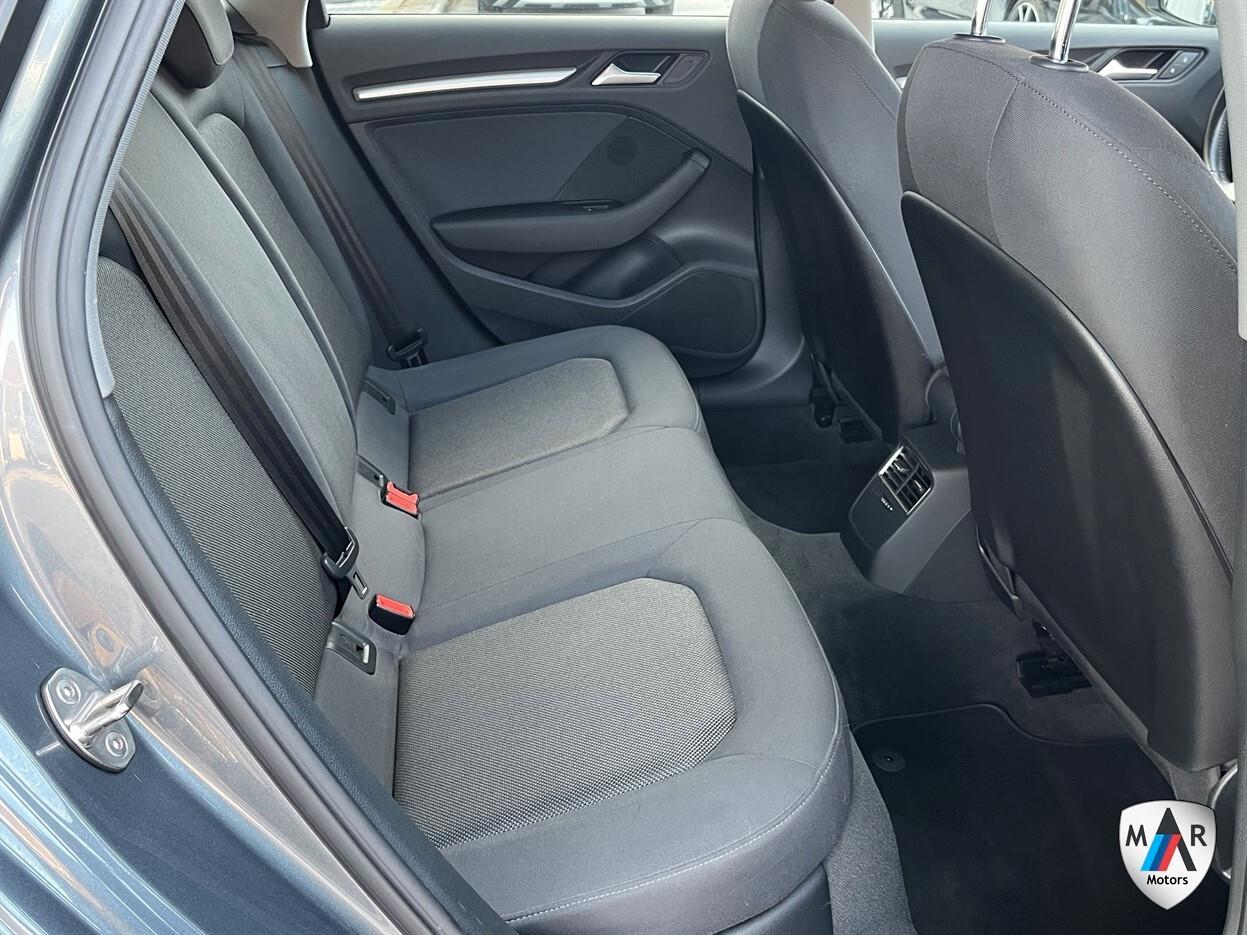 Audi A3 SPB 1.6 TDI S tronic Business