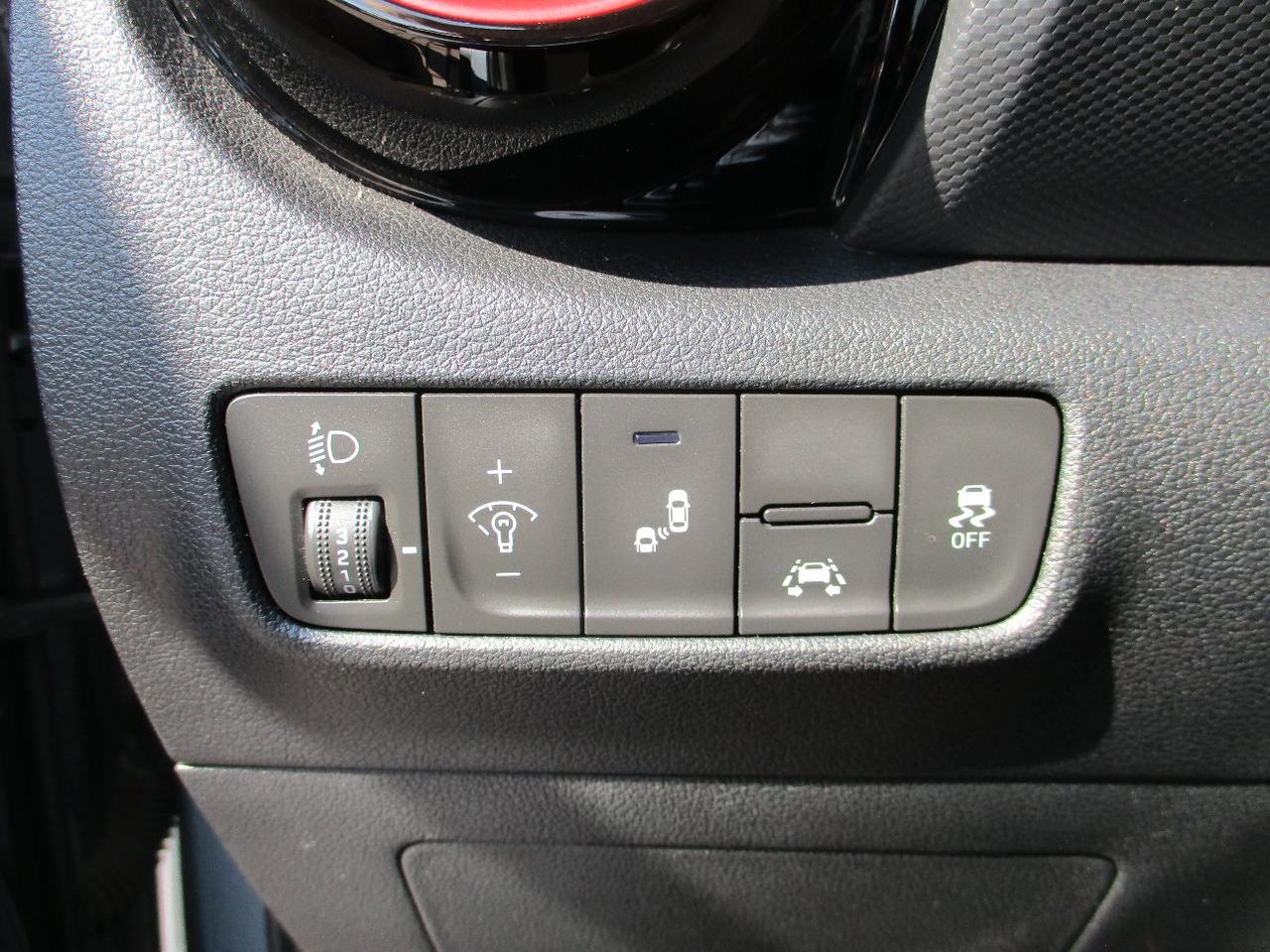 Hyundai Kona 1.0 t-gdi Xpossible 2wd 120cv my18 CarPlay/Frenata