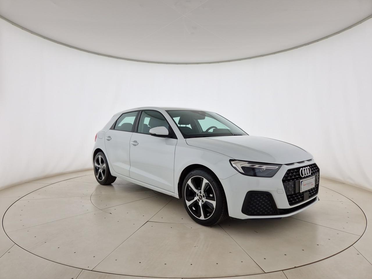 Audi A1 sportback 30 1.0 tfsi admired 110cv
