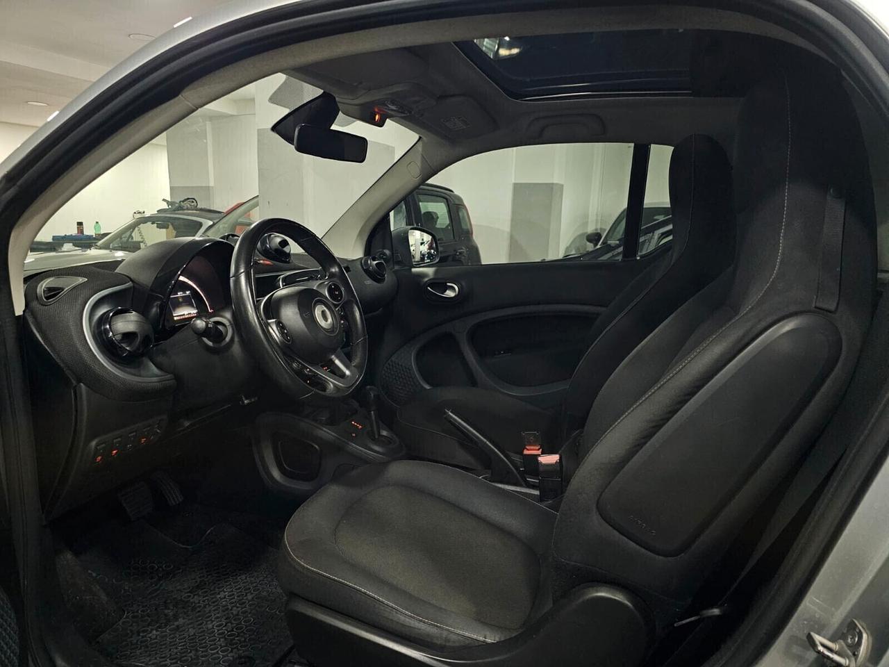 NUOVA SMART FORTWO SUPER PASSION 1.0 BENZ 71CV TWINAMIC