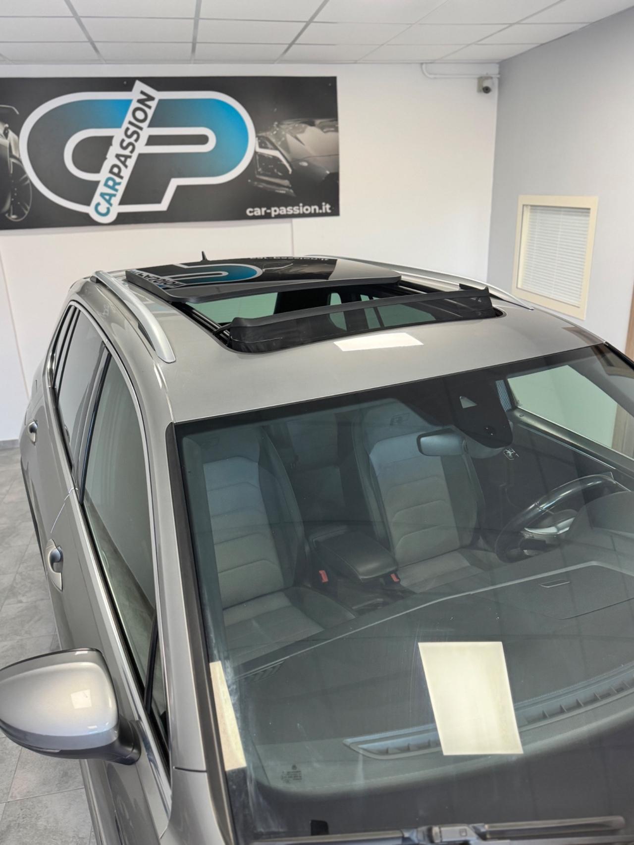 Volkswagen Tiguan R line 2.0 TDI SCR DSG BlueMotion Technology Tetto panoramico