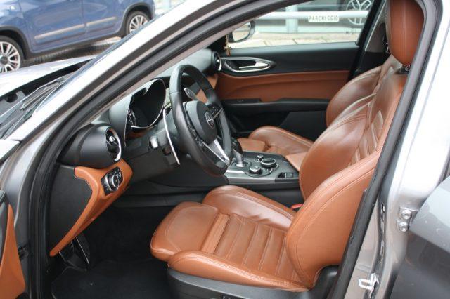 ALFA ROMEO Giulia 2.2 Turbodiesel 210 CV AT8 AWD Q4 Veloce