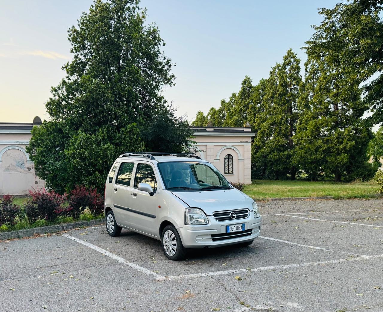 Opel Agila 1.2 16V Club