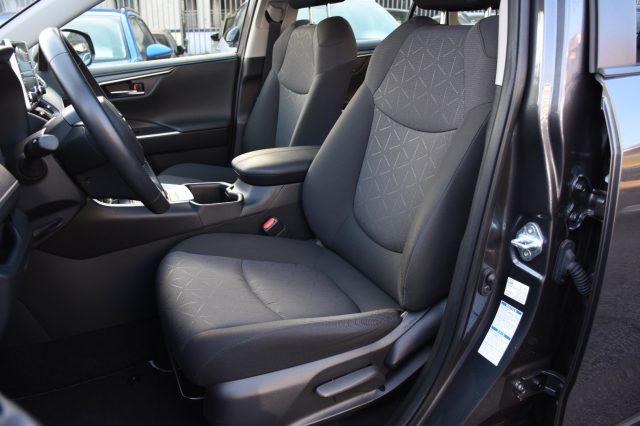 TOYOTA RAV 4 MY23 RAV4 2.5 HV (222CV) E-CVT AWD-i Business