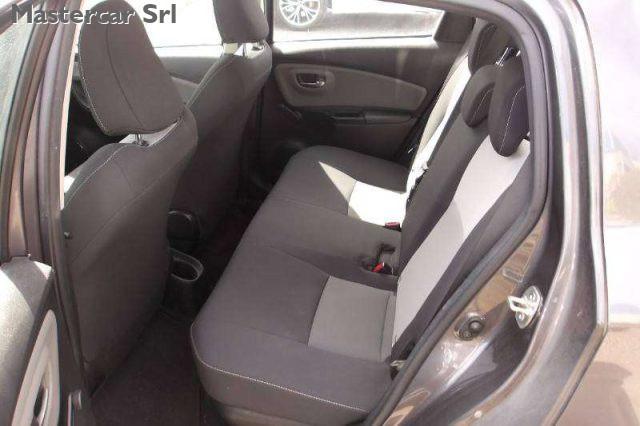 TOYOTA Yaris Yaris III 2017 5p 1.5h Business - FS097BD