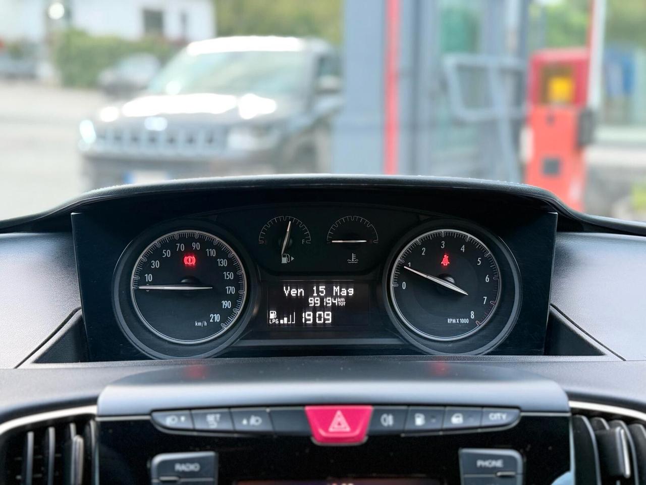 Lancia Ypsilon 1.2 Ecochic 69 CV GPL Gold