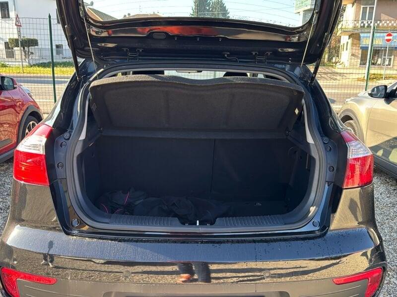 Kia Rio Rio 5p 1.1 crdi high tech stop&go