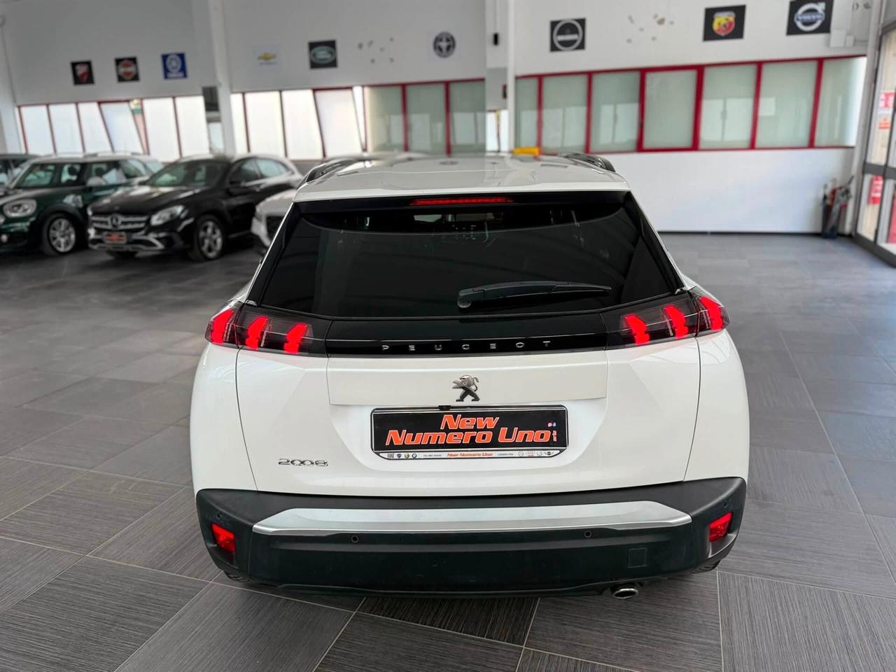 Peugeot 2008 BlueHDi 130 S&S EAT8 Allure Pack