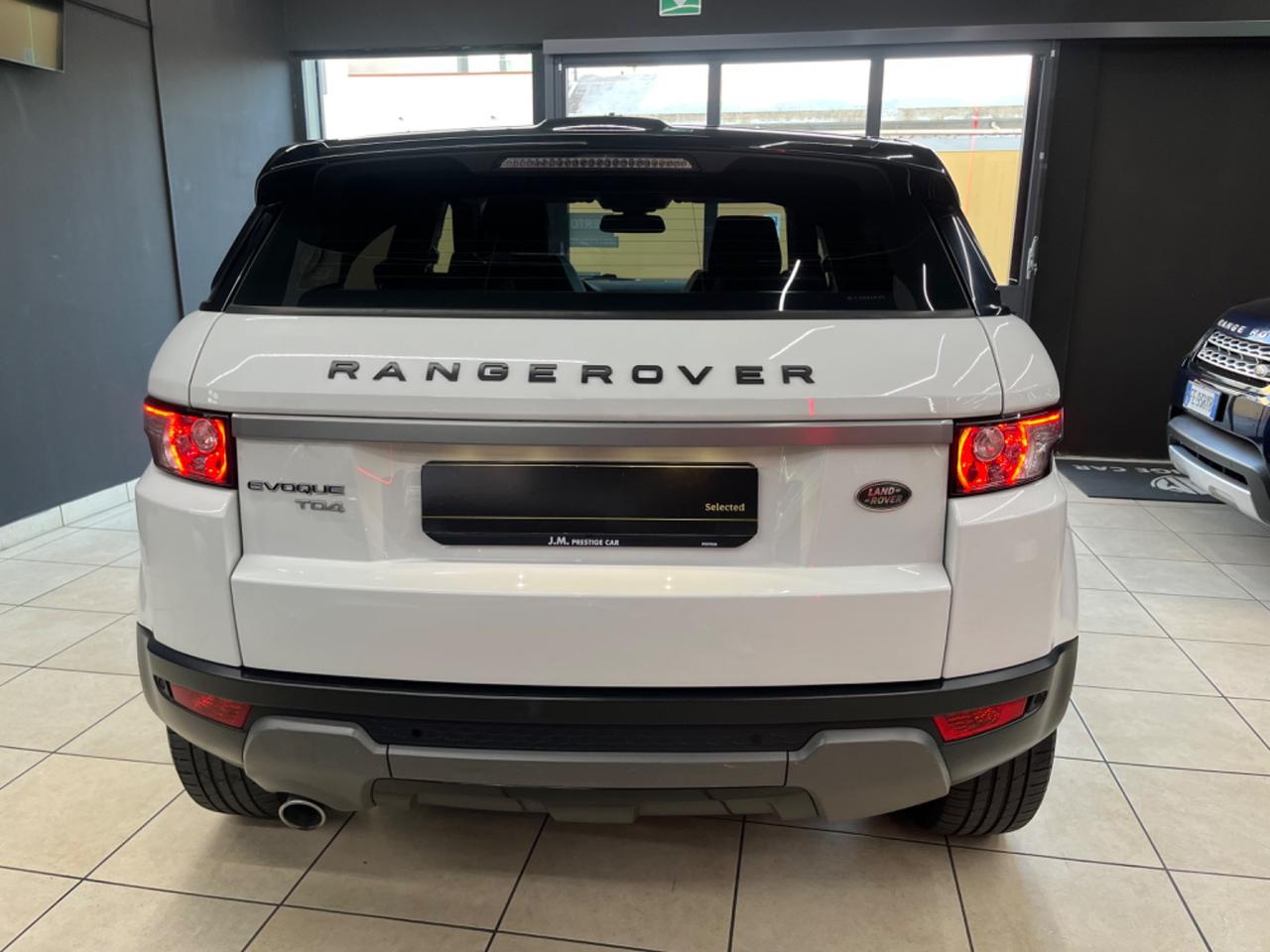 Range Rover Evoque 2.2 TD4 5p. Pure Tech Pack