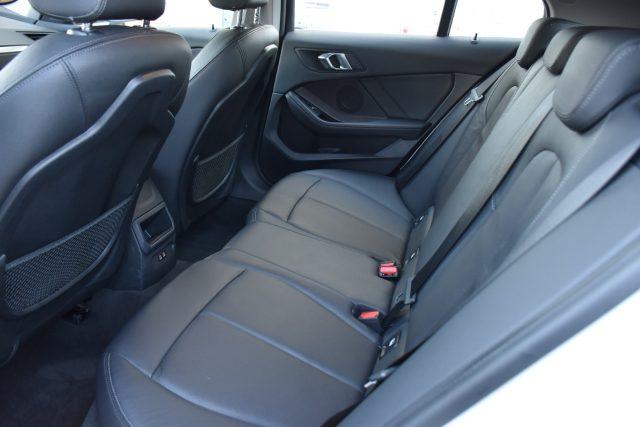 BMW 116 d 5p. Business Advantage *NAVIGATORE, PELLE, LED*