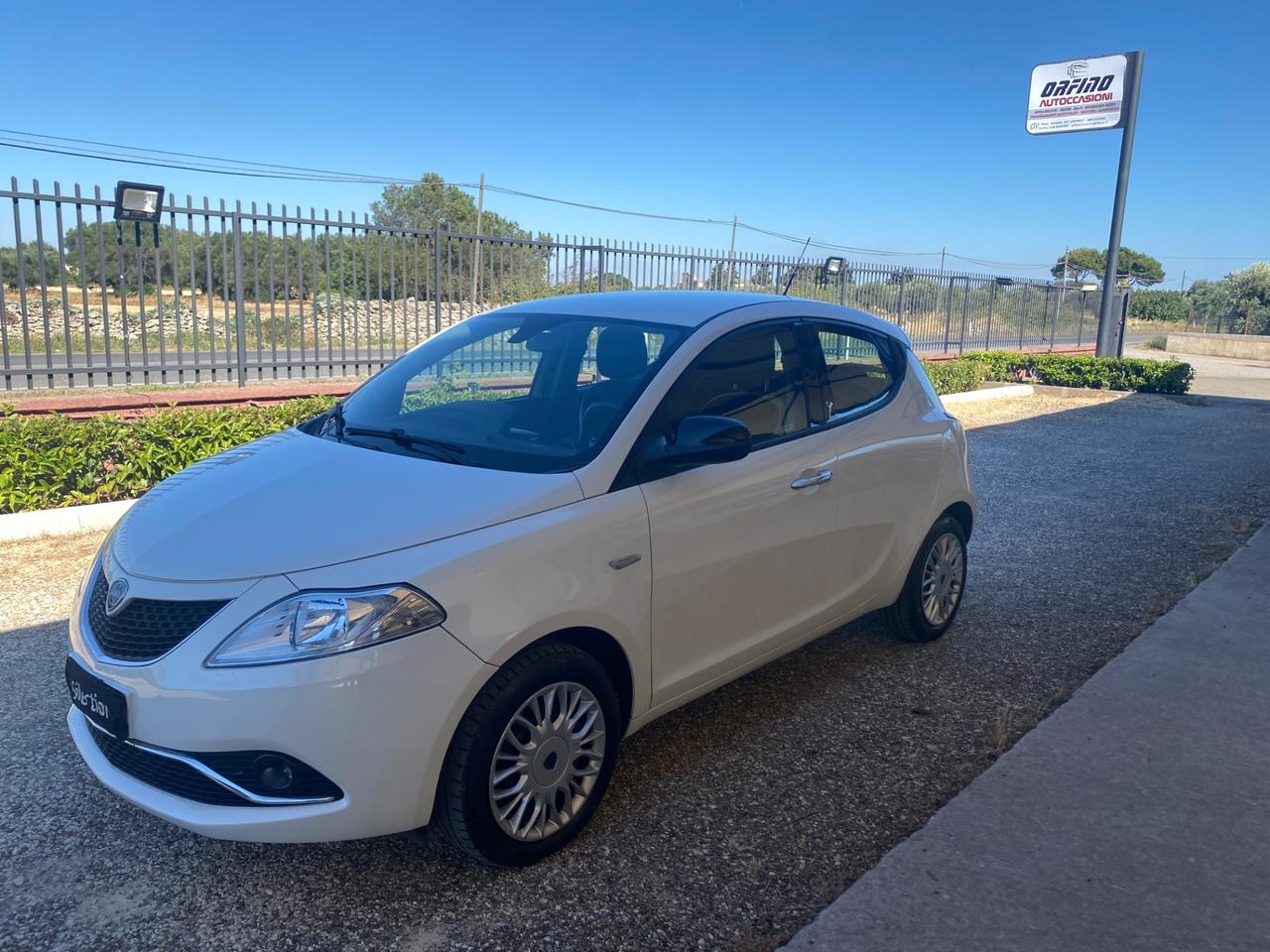 Lancia Ypsilon 1.2 69 CV 5 porte S&S Gold KM CERTIFICATI PER NEOPATENTATI