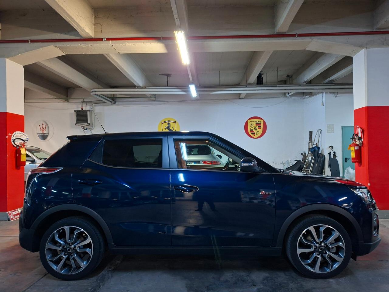 Ssangyong Tivoli 1.2 GDI Turbo PREMIUM 46000KM!!! C.LEGA 18" CLIMAAUT BT