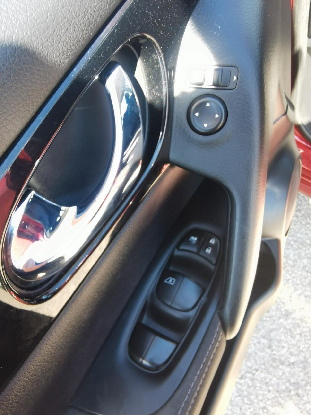 Nissan Qashqai 1.5 dCi DPF Tekna solo km.103000