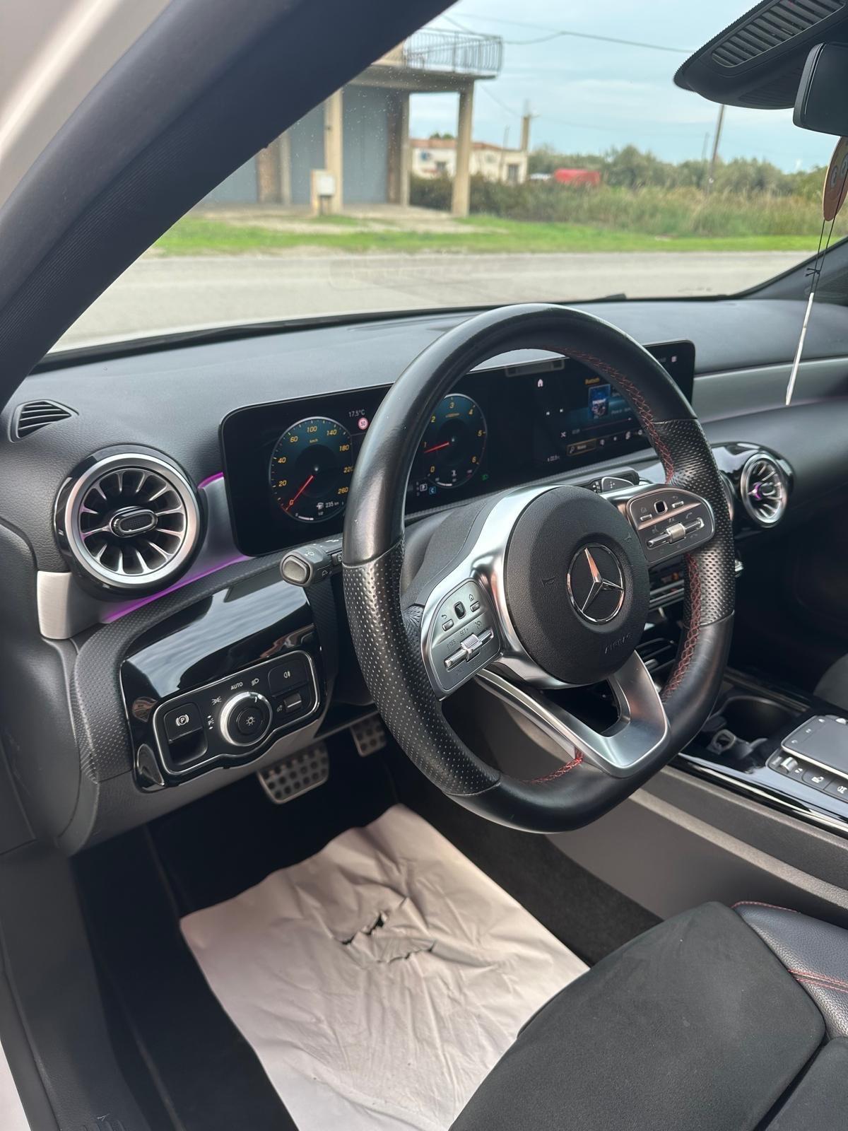 Mercedes-benz A 200 d Automatic Premium Tetto /Navi