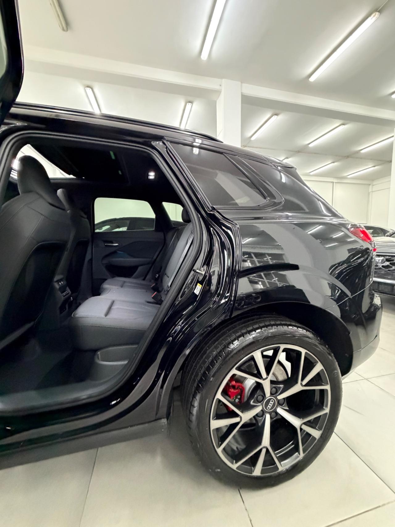 Audi Q3 35 TDI S tronic line TETTO 2026/FINANZIABILE