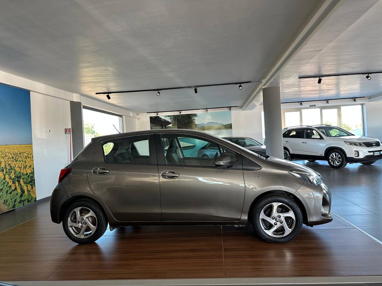 Toyota Yaris 1.5 Hybrid 5 porte Active