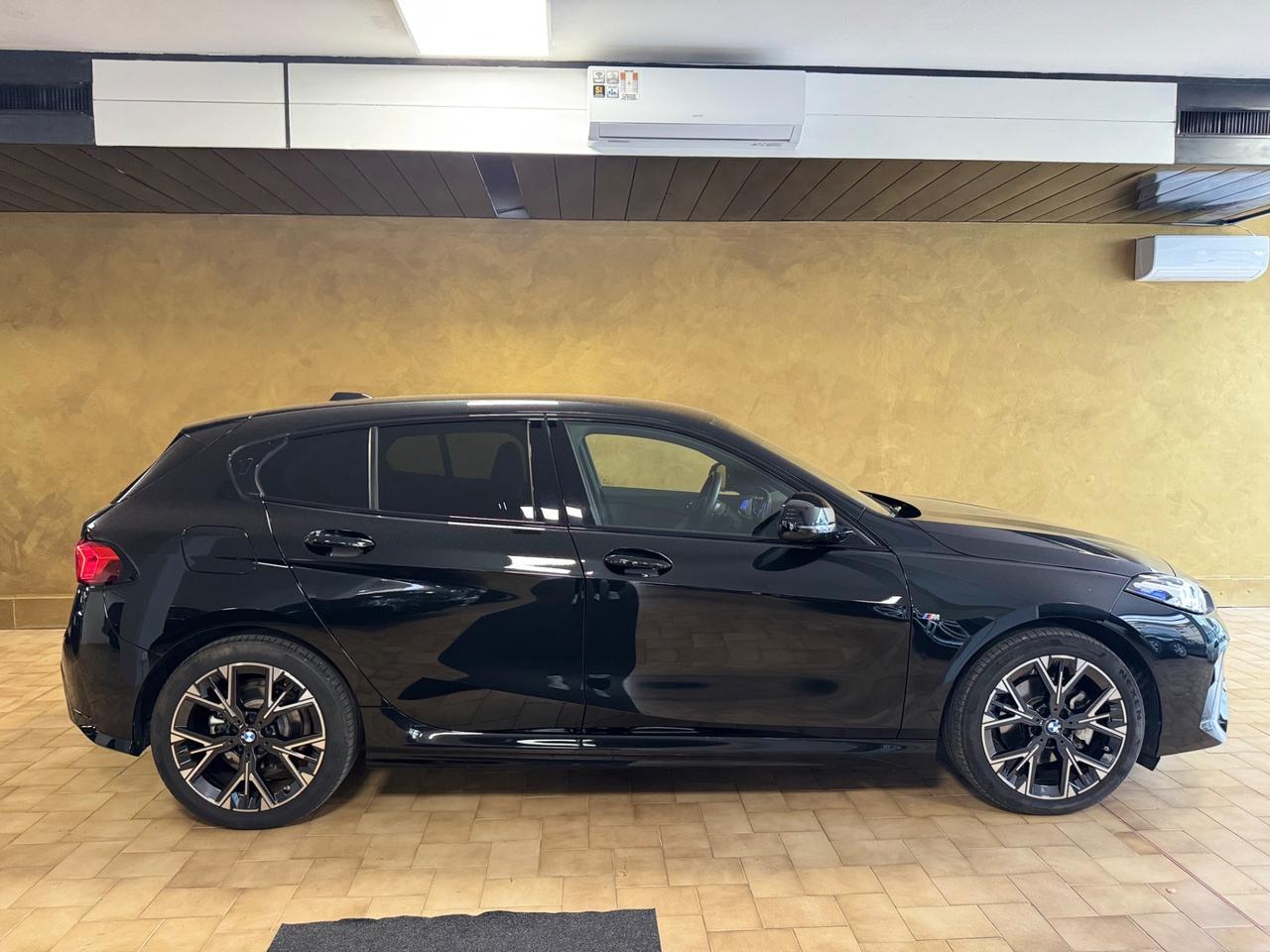 Bmw 120 118d 5p. MSport Design