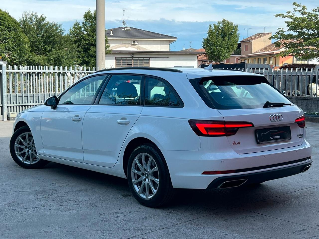 Audi A4 40 2.0 TDI S-TRONIC 190 CV QUATTRO- 2019