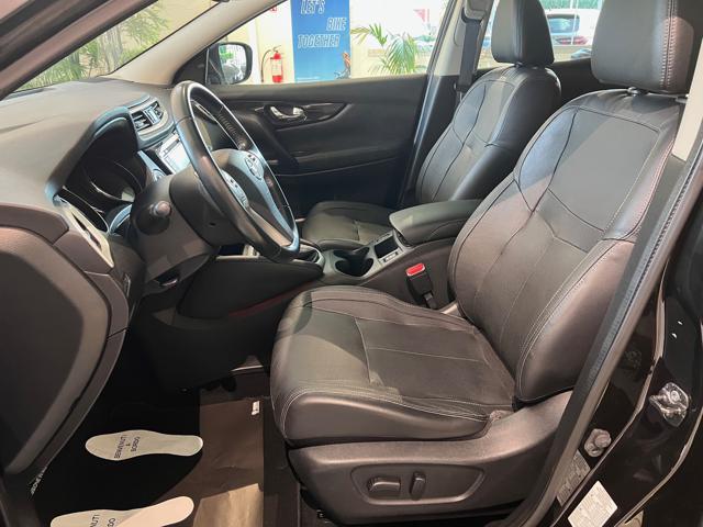 NISSAN Qashqai 1.6 dCi 4WD Black Edition - FULL OPTIONAL!