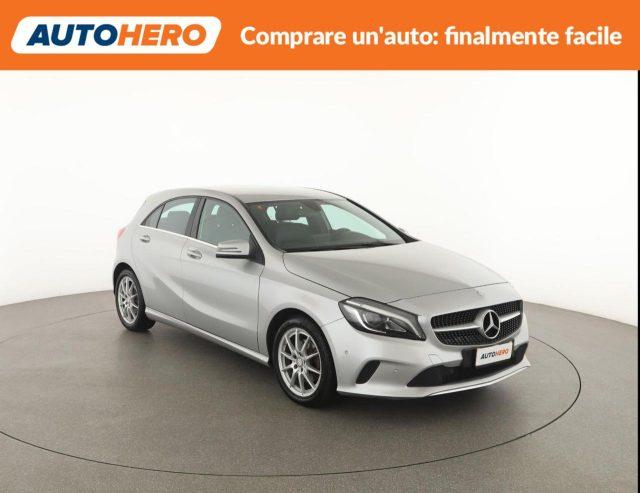 MERCEDES-BENZ A 200 Sport