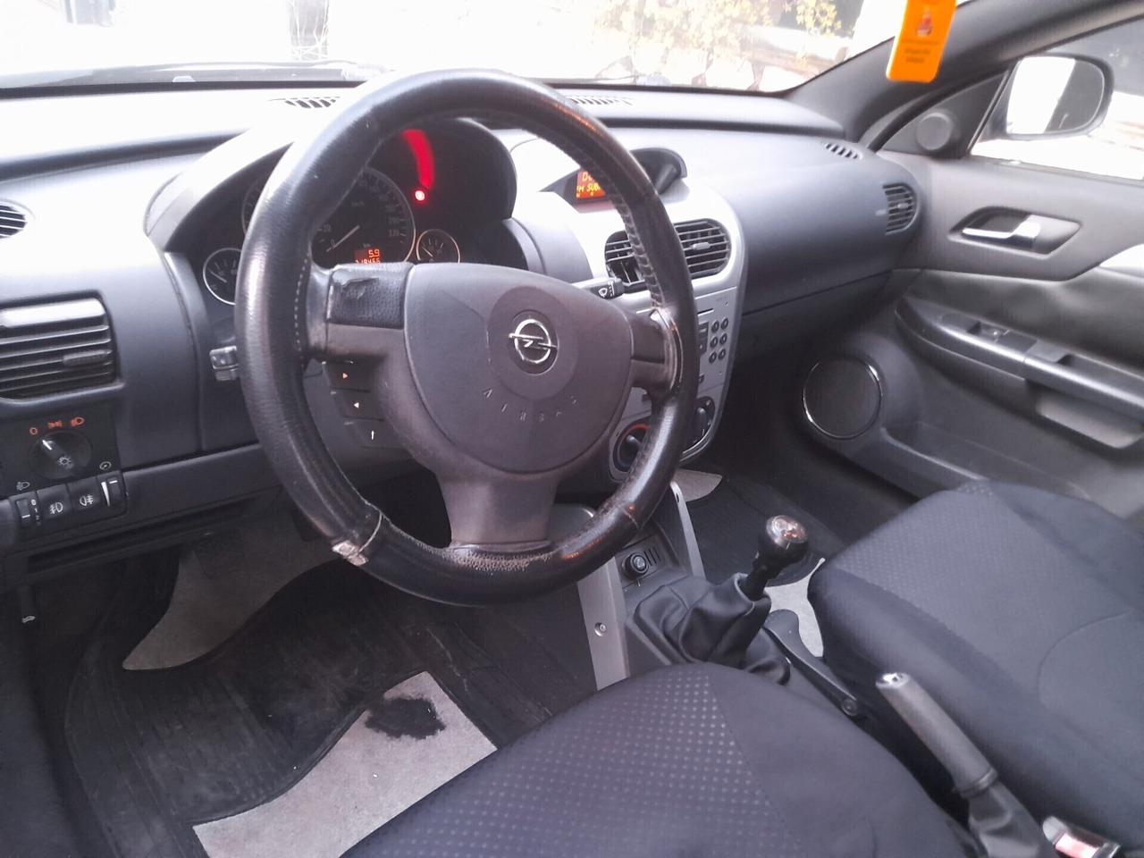 Opel Tigra TwinTop 1.4 16V Enjoy