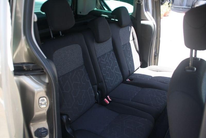 Peugeot Partner Tepee 1.6 BlueHDi 100 CV Active