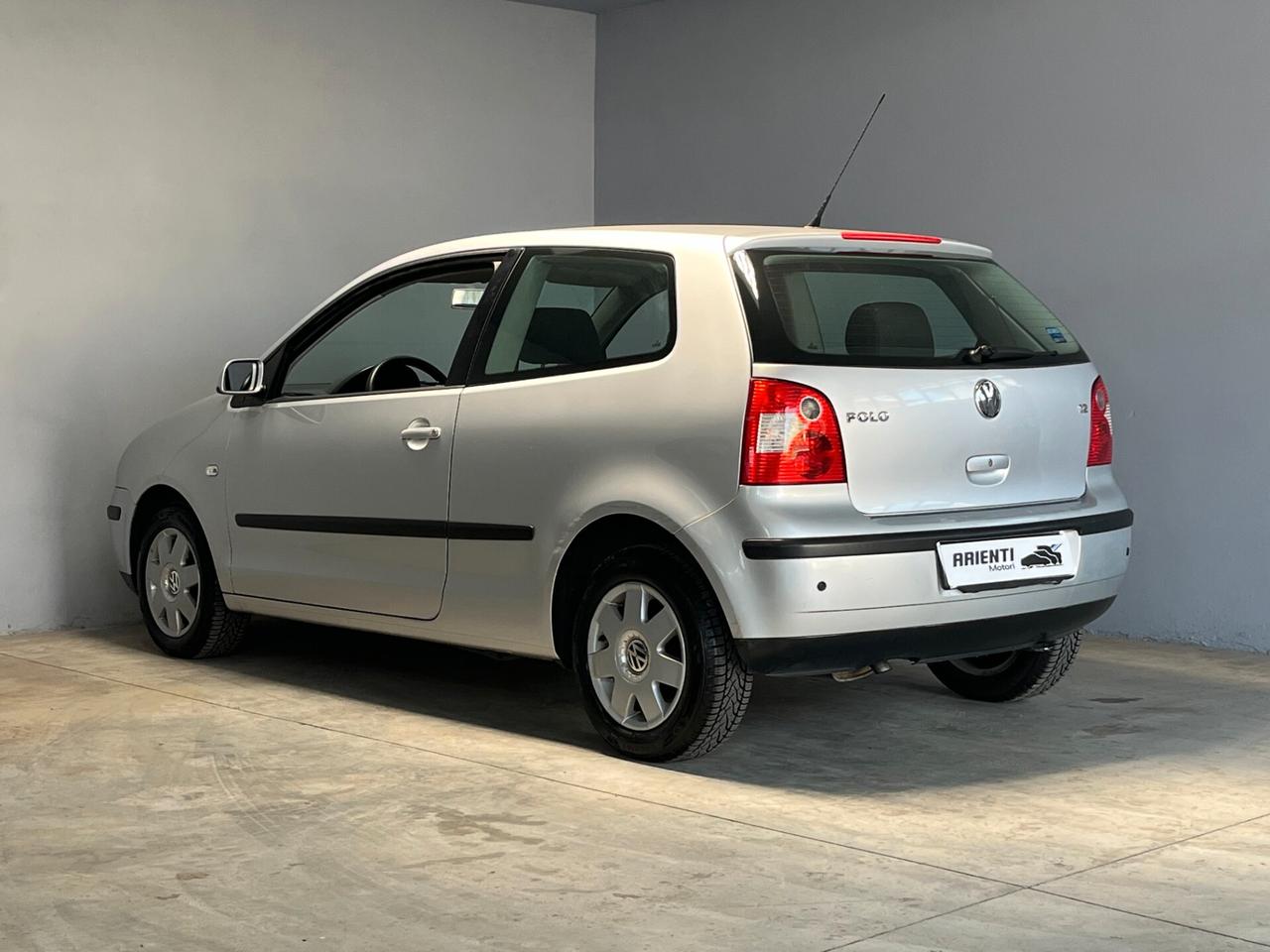 Volkswagen Polo 1.2cc TRENDLINE 64cv (OK NEOPATENTATI)