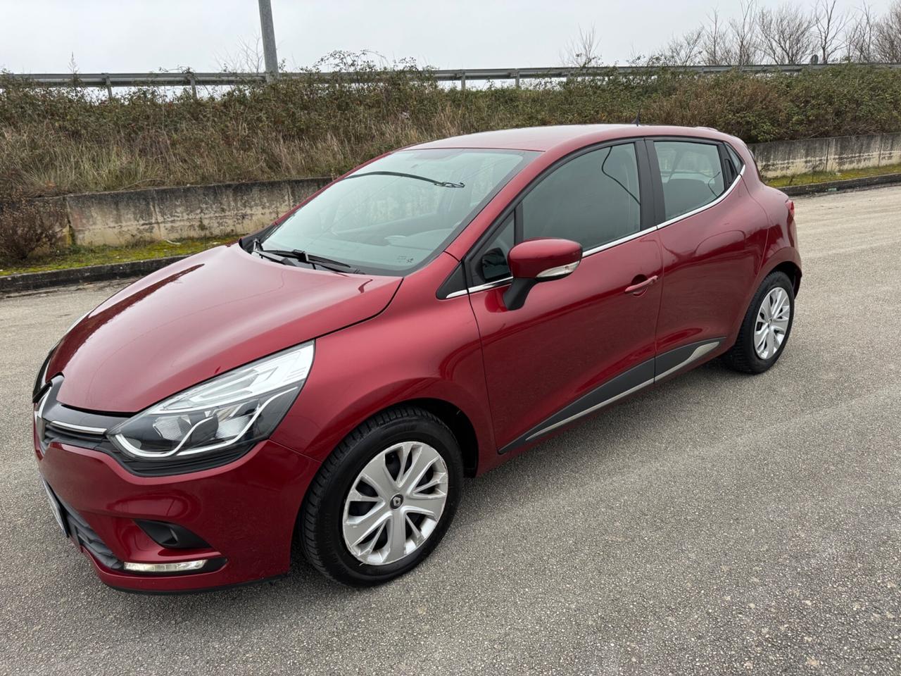 Renault Clio dCi 8V 75 CV 5 porte Moschino Life