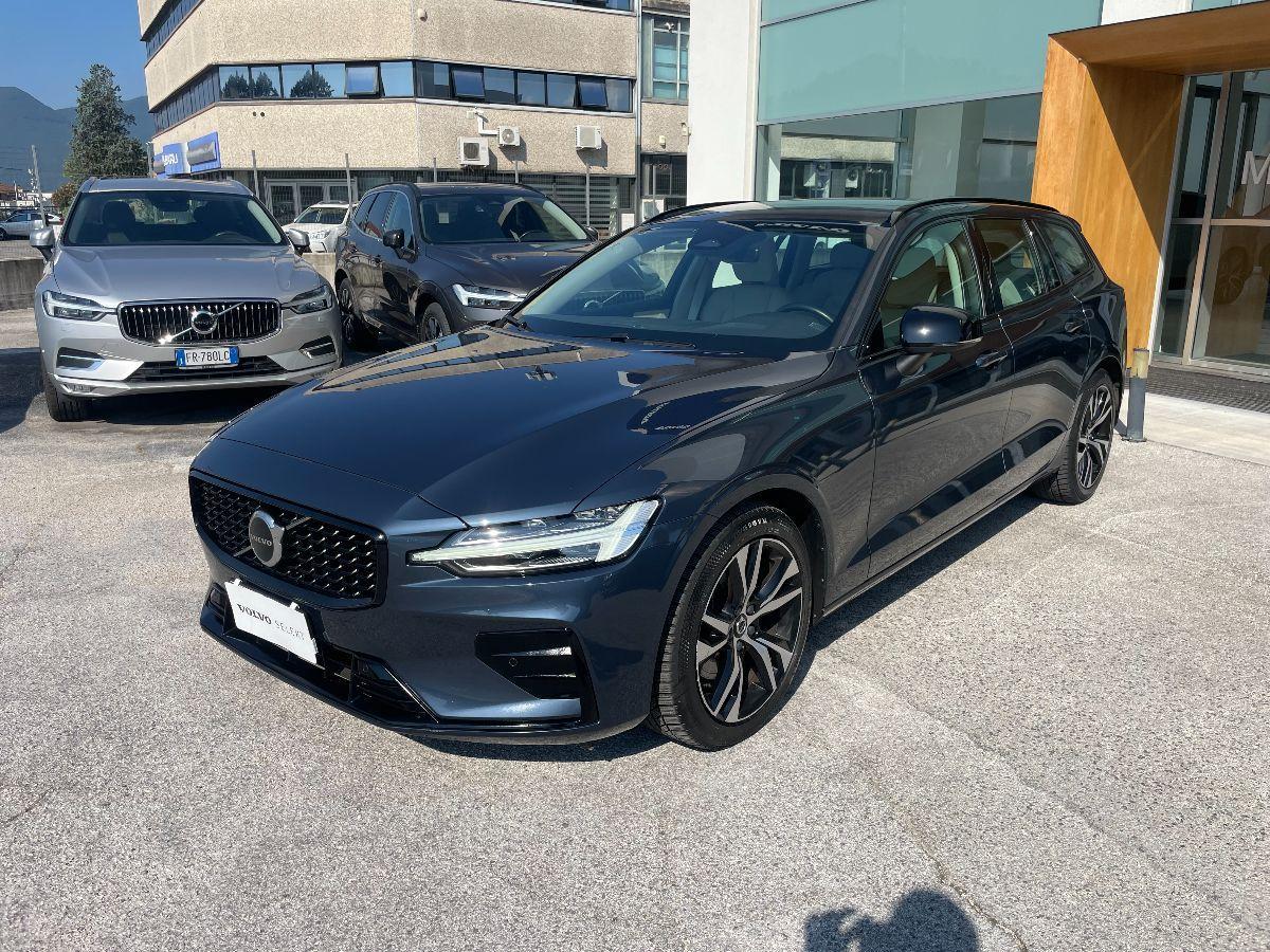 VOLVO - V60 - B4aut. Plus Dark