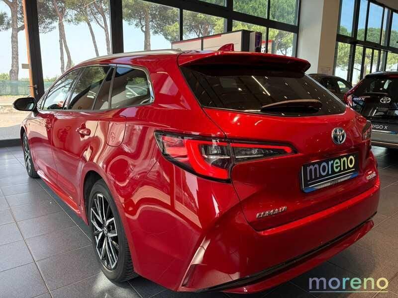 Toyota Corolla TS 1.8 hybrid Style CVT