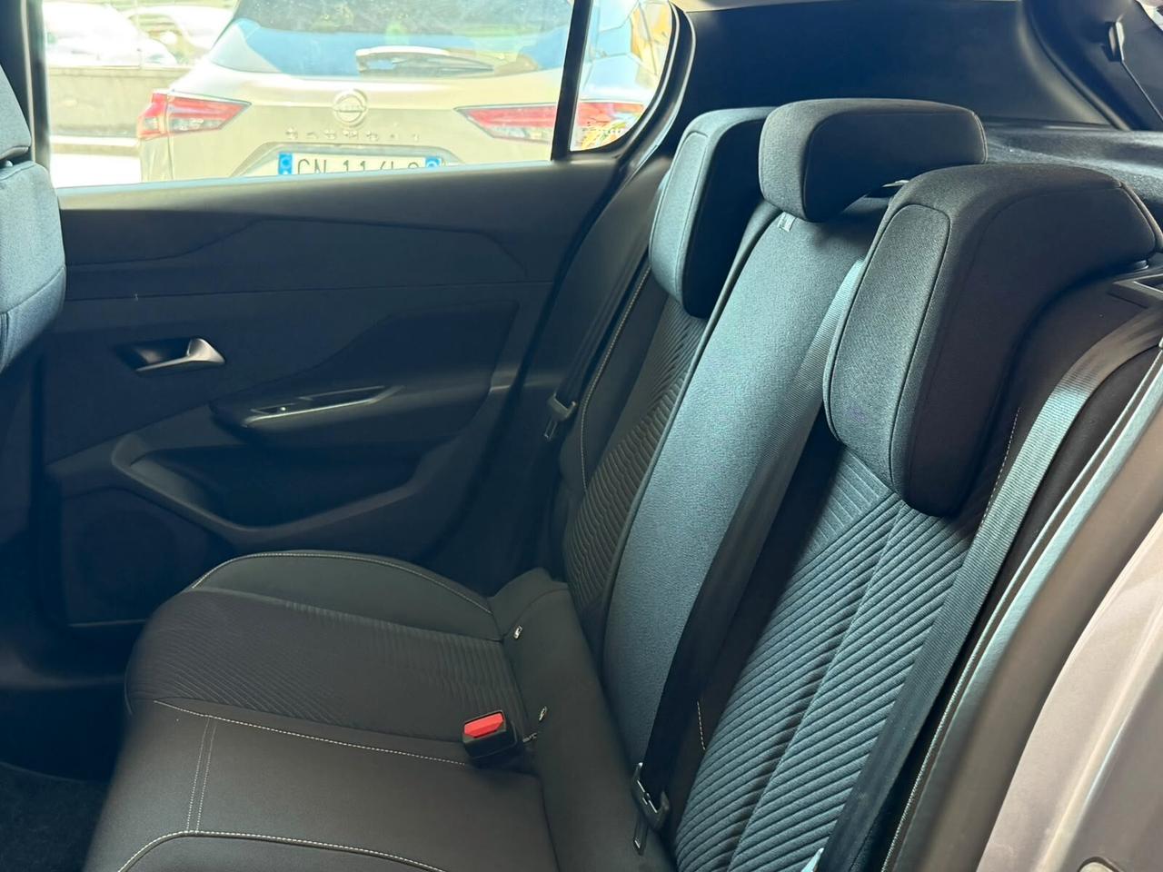 Peugeot 308 1.5 diesel 130CV Allure Pack 2023