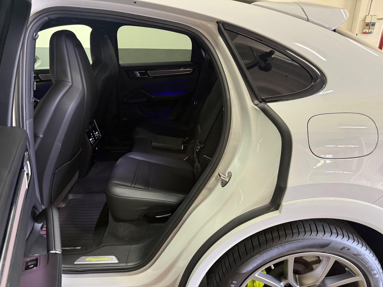 Porsche Cayenne Coupé 3.0 V6 E-Hybrid