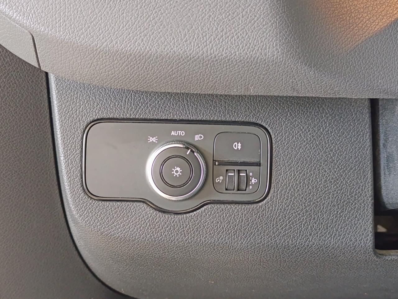 MERCEDES Sprinter 311 2.0 cdi F 39/33 fwd H2