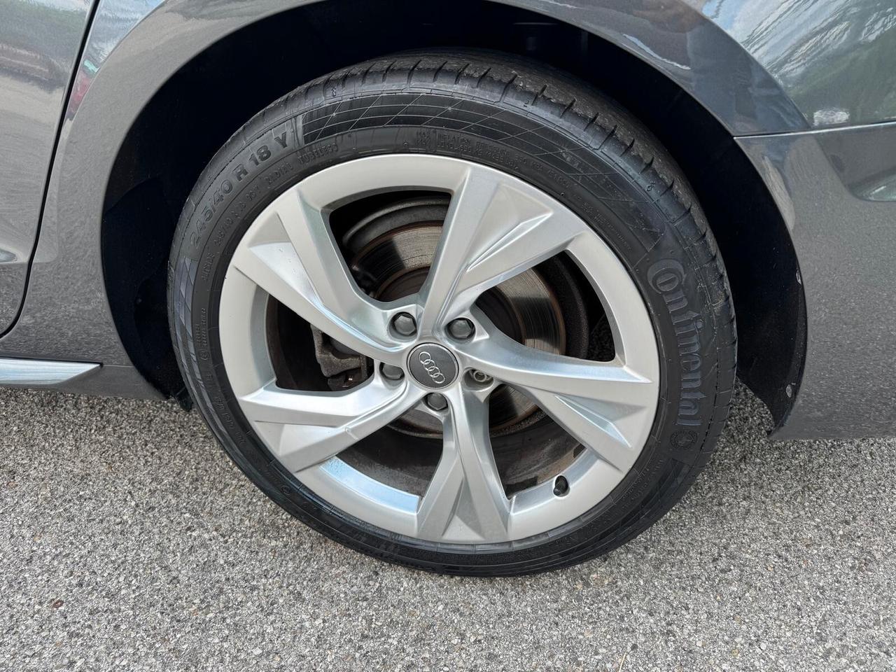 Audi A4 35 TDI/163 CV S tronic line edition
