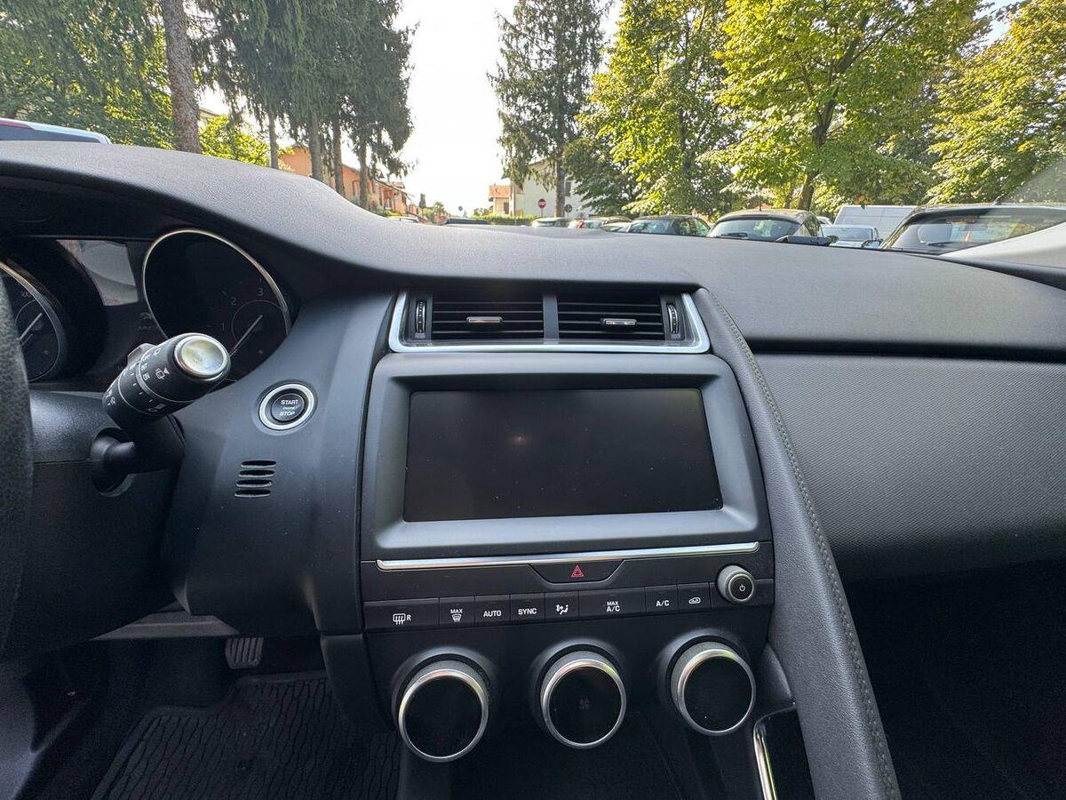 Jaguar E-Pace 2.0d i4 awd 150cv my19