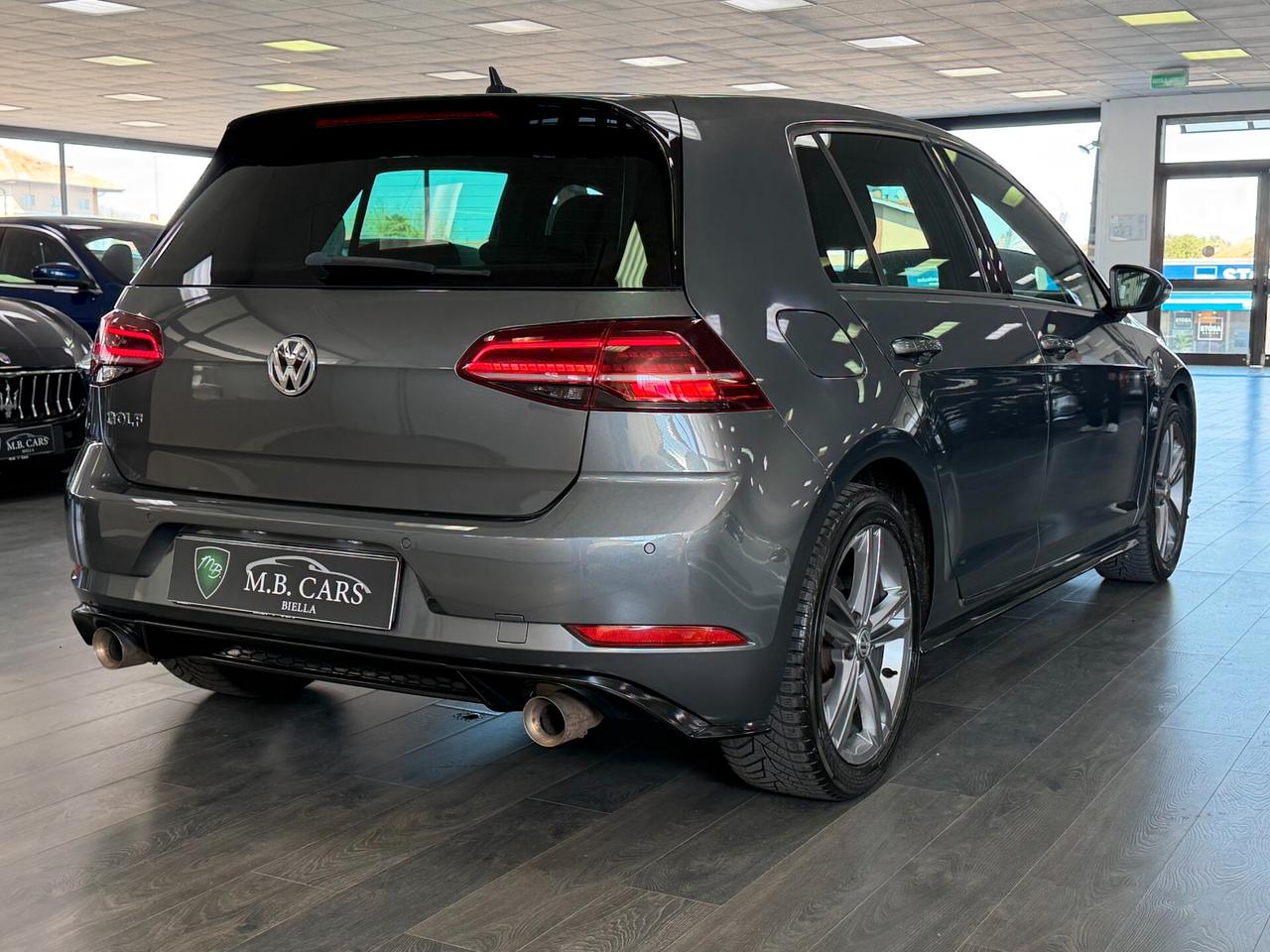 Volkswagen Golf 1.5 TSI ACT 5p. R Line